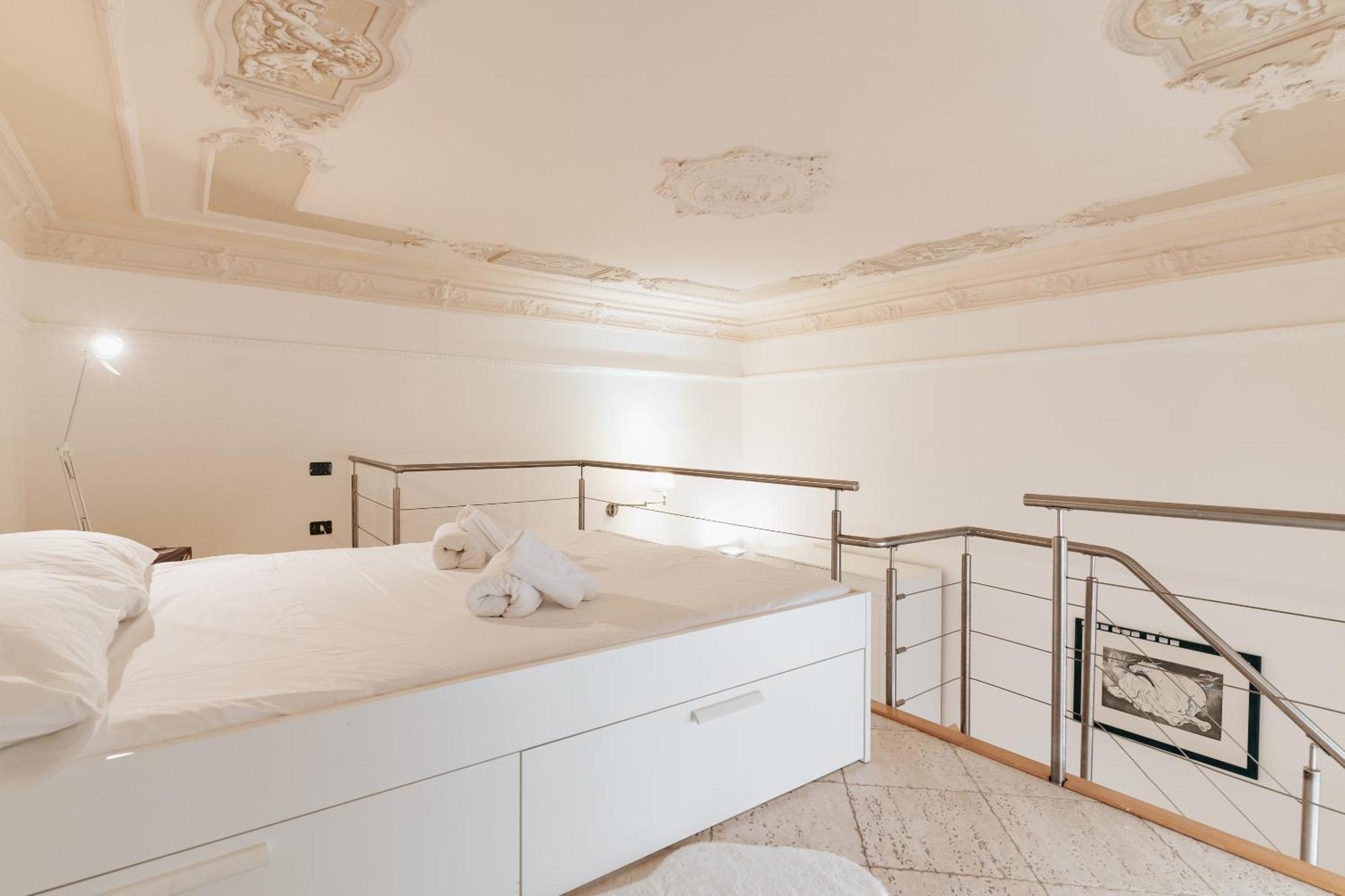 Four Luxury Art Apartment ปาแลร์โม ภายนอก รูปภาพ