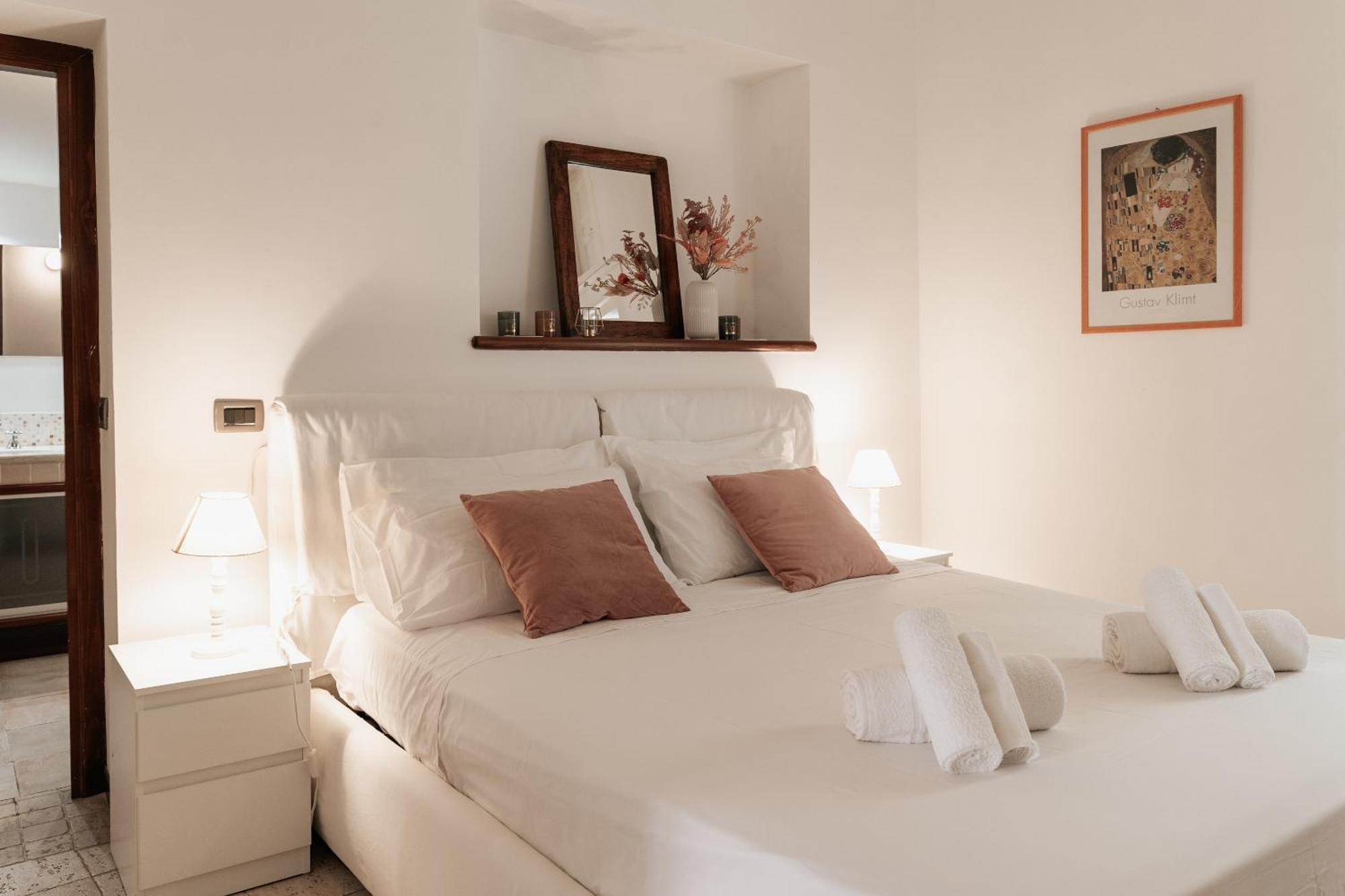 Four Luxury Art Apartment ปาแลร์โม ภายนอก รูปภาพ