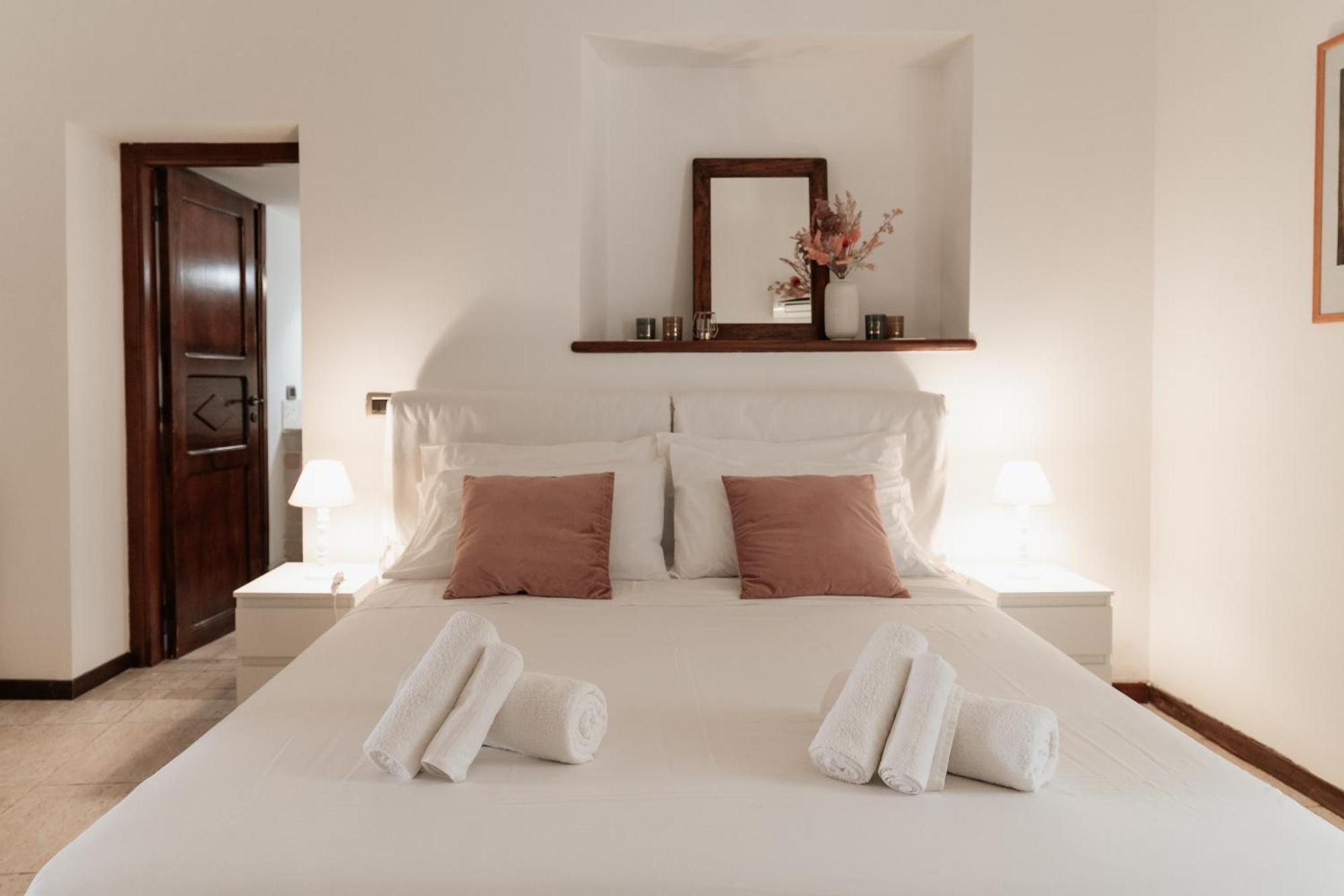 Four Luxury Art Apartment ปาแลร์โม ภายนอก รูปภาพ